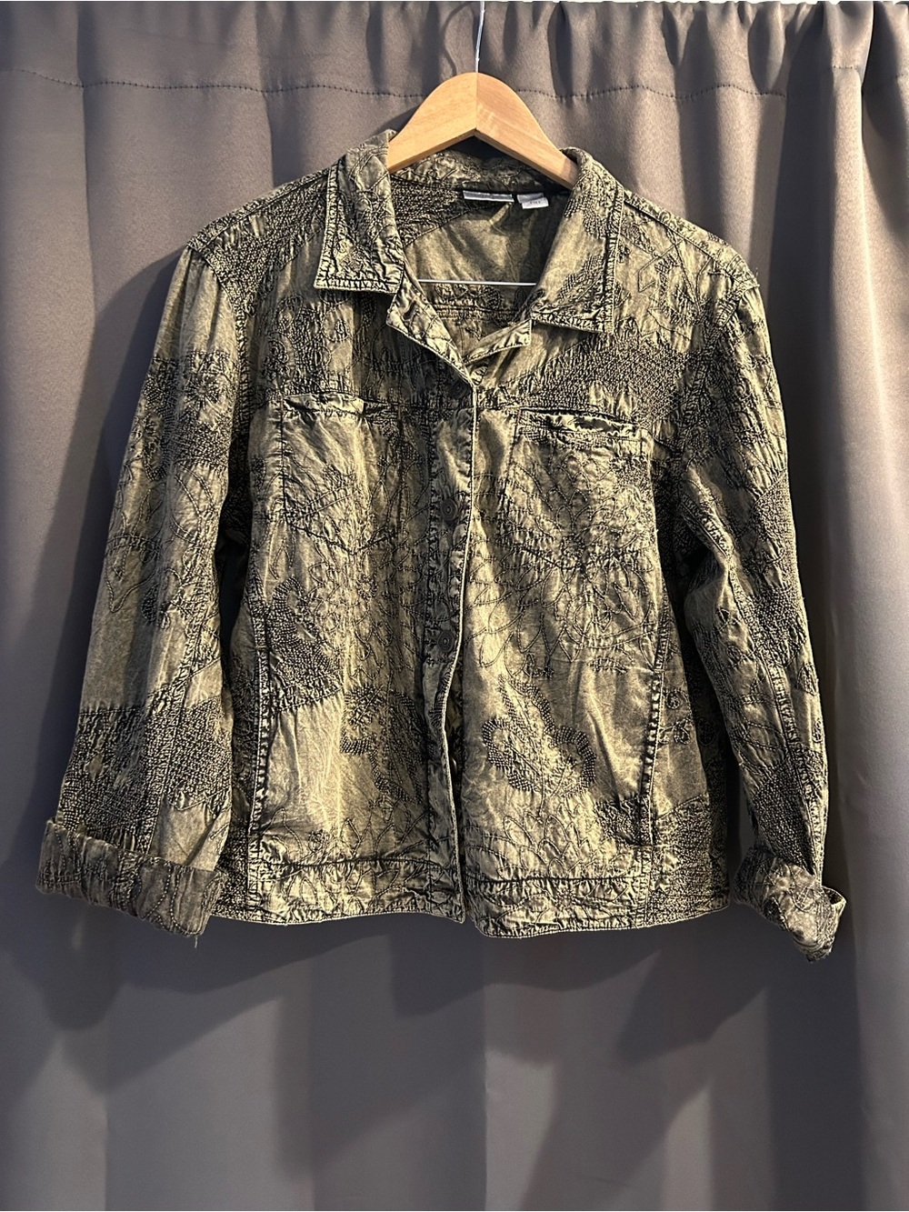 Chicos size 2 vintage jacket